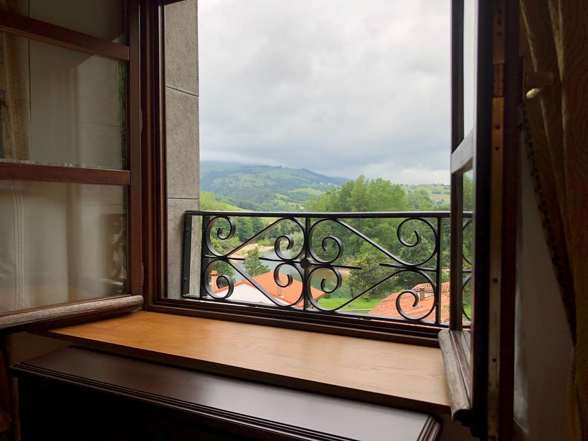 La Casona De Molleda Hotel Unquera Luaran gambar